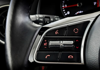 Подержанный автомобиль Kia Cerato Sedan 2019 года (27 фото)