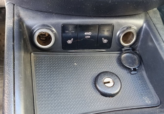 Подержанный автомобиль Hyundai Santa Fe 2008 года (21 фото)