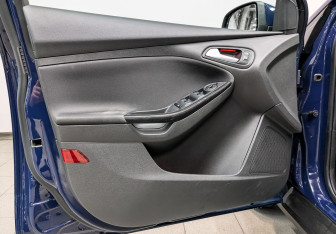 Подержанный автомобиль Ford Focus Wagon 2019 года (18 фото)