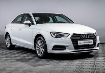 Подержанный автомобиль Audi A3 Sedan 2020 года (3 фото)