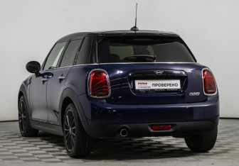 Подержанный автомобиль MINI Hatch 2019 года (7 фото)