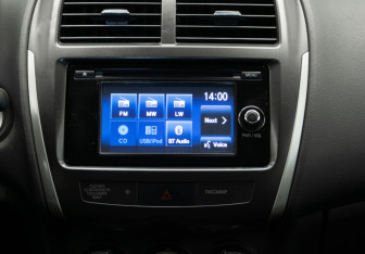 Подержанный автомобиль Mitsubishi ASX 2014 года (21 фото)