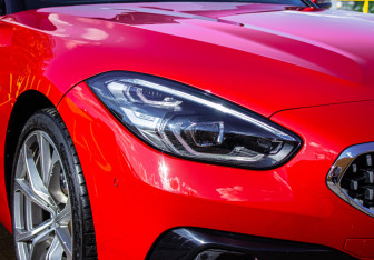 Подержанный автомобиль BMW Z4 Roadster 2020 года (15 фото)