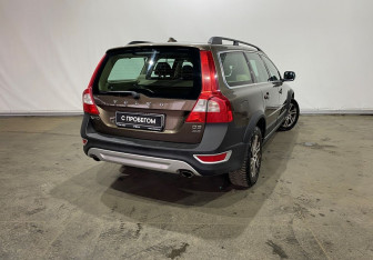Подержанный автомобиль Volvo XC70 2012 года (4 фото)