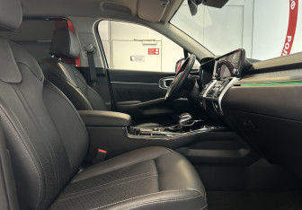 Подержанный автомобиль Kia Sorento 2022 года (9 фото)