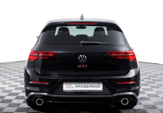 Подержанный автомобиль Volkswagen Golf GTI Hatchback 2021 года (6 фото)
