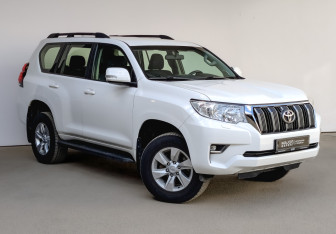 Подержанный автомобиль Toyota Land Cruiser Prado 2018 года (3 фото)