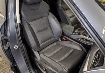 Подержанный автомобиль Geely Tugella 2021 года (23 фото)