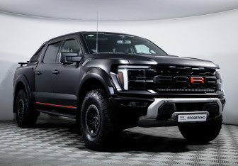 Подержанный автомобиль Ford F-150 2024 года (3 фото)