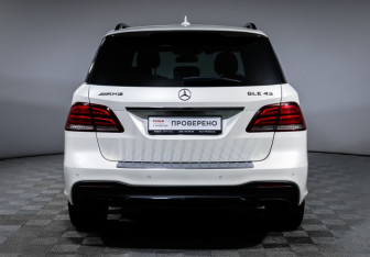 Подержанный автомобиль Mercedes-Benz GLE AMG 2016 года (6 фото)