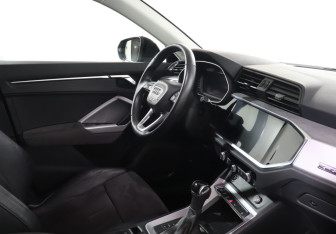 Подержанный автомобиль Audi Q3 Sportback 2020 года (9 фото)