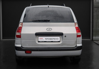 Подержанный автомобиль Hyundai Matrix 2006 года (6 фото)