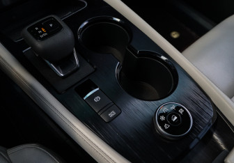 Подержанный автомобиль Nissan X-Trail 2021 года (28 фото)