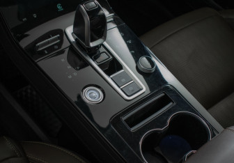 Подержанный автомобиль Chery Tiggo 8 Pro 2023 года (14 фото)