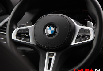 Подержанный автомобиль BMW X6 2019 года (13 фото)