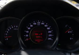 Подержанный автомобиль Kia Ceed Wagon 2014 года (9 фото)