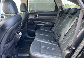 Подержанный автомобиль Kia Sorento 2021 года (34 фото)