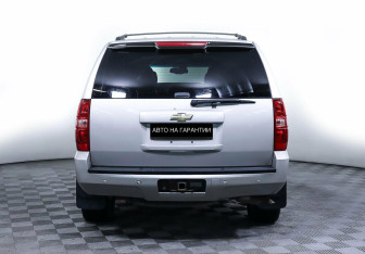 Подержанный автомобиль Chevrolet Tahoe 2008 года (4 фото)