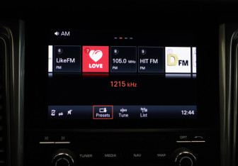 Подержанный автомобиль Porsche Macan 2016 года (16 фото)