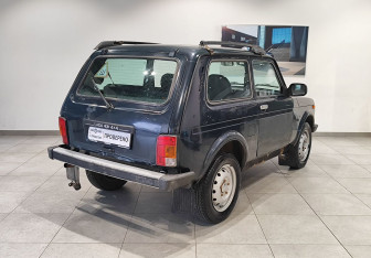 Подержанный автомобиль LADA (ВАЗ) 2121 (4x4) 2014 года (5 фото)
