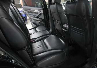 Подержанный автомобиль Mazda CX-9 2018 года (12 фото)