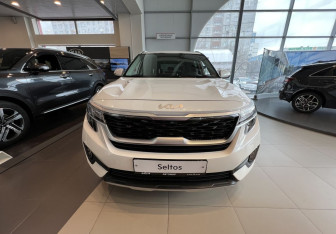 Новый Kia Seltos 2021 (2 фото)
