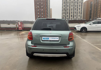 Подержанный автомобиль Suzuki SX4 Hatchback 2012 года (5 фото)