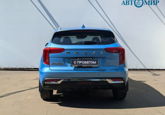 Подержанный автомобиль Haval Jolion 2023 года (7 фото)