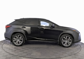 Подержанный автомобиль Lexus RX 2019 года (4 фото)