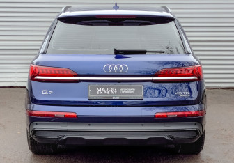 Подержанный автомобиль Audi Q7 2020 года (6 фото)