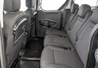 Подержанный автомобиль Citroen Berlingo 2021 года (18 фото)