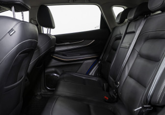 Подержанный автомобиль Exeed LX 2023 года (13 фото)