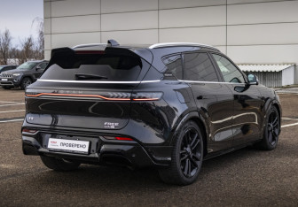 Подержанный автомобиль Voyah Free 2023 года (6 фото)