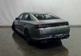 Подержанный автомобиль Geely Preface 2024 года (5 фото)