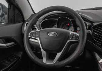 Подержанный автомобиль LADA (ВАЗ) Vesta Wagon 2019 года (15 фото)