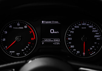 Подержанный автомобиль Audi A3 Sedan 2019 года (10 фото)