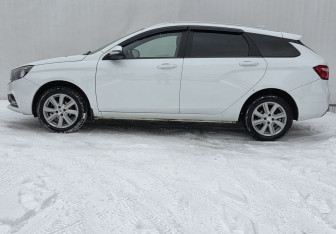 Подержанный автомобиль LADA (ВАЗ) Vesta Wagon 2020 года (8 фото)