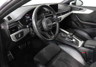 Подержанный автомобиль Audi A5 Liftback 2019 года (9 фото)