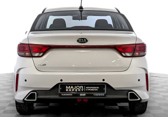 Подержанный автомобиль Kia Rio Sedan 2021 года (6 фото)