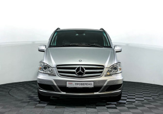 Подержанный автомобиль Mercedes-Benz Viano 2013 года (2 фото)