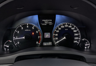 Подержанный автомобиль Lexus RX 2014 года (16 фото)