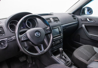 Подержанный автомобиль Skoda Yeti 2017 года (8 фото)
