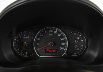 Подержанный автомобиль Suzuki SX4 Hatchback 2009 года (11 фото)