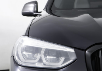 Подержанный автомобиль BMW X4 2019 года (28 фото)