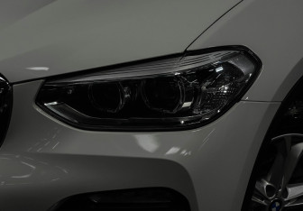 Подержанный автомобиль BMW X3 2018 года (7 фото)