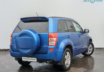 Подержанный автомобиль Suzuki Grand Vitara 2006 года (5 фото)