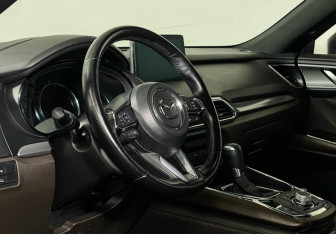 Подержанный автомобиль Mazda CX-9 2021 года (13 фото)