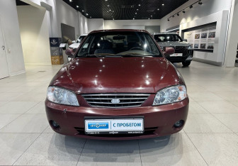Подержанный автомобиль Kia Spectra Sedan 2007 года (2 фото)