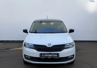 Подержанный автомобиль Skoda Rapid Liftback 2019 года (2 фото)