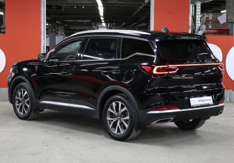 Подержанный автомобиль Chery Tiggo 7 Pro Max 2023 года (7 фото)